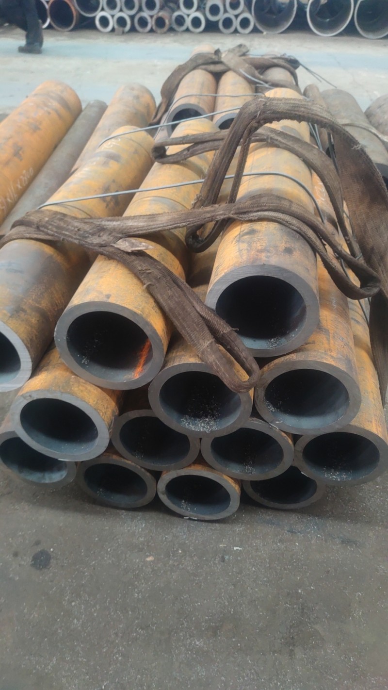 梁河梁河梁河15CrMoG无缝钢管切割